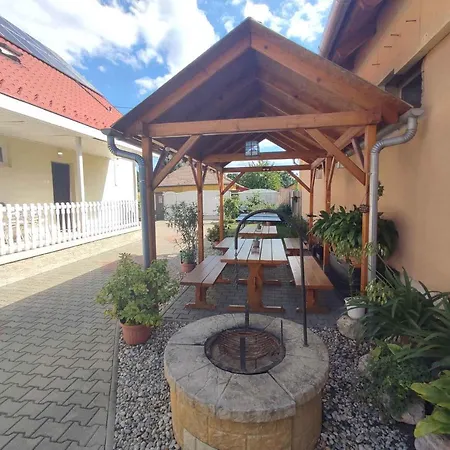 Apartament In Siofok/balaton 19722 *